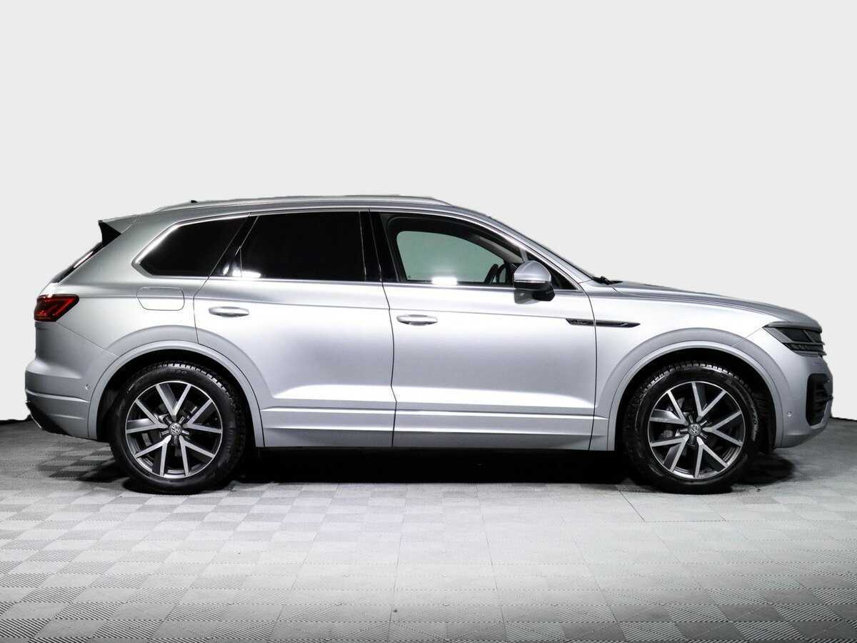 Купить Volkswagen Touareg с пробегом. Фото: #3