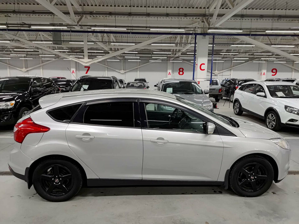 Купить Ford Focus с пробегом. Фото: #3
