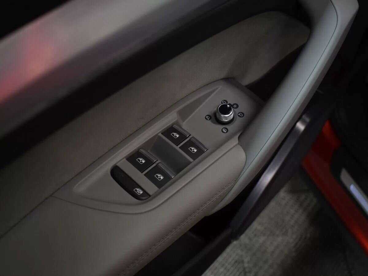 Купить Audi Q5 Sportback с пробегом. Фото: #16