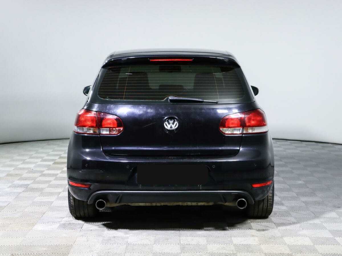 Купить Volkswagen Golf GTI с пробегом. Фото: #4