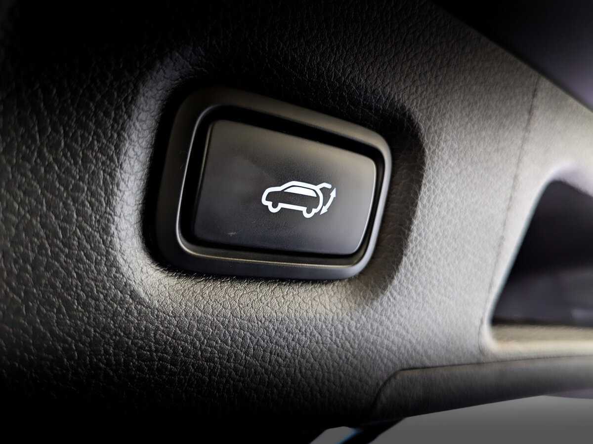 Купить Hyundai Santa Fe с пробегом. Фото: #25