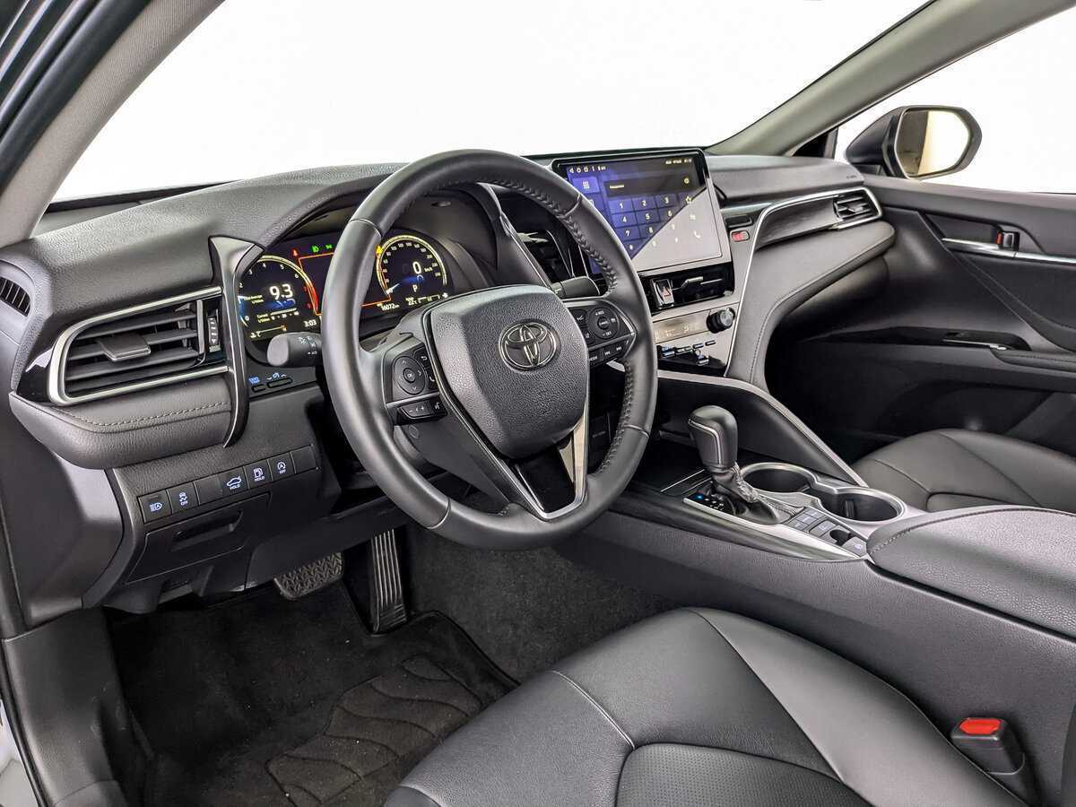 Купить Toyota Camry с пробегом. Фото: #13