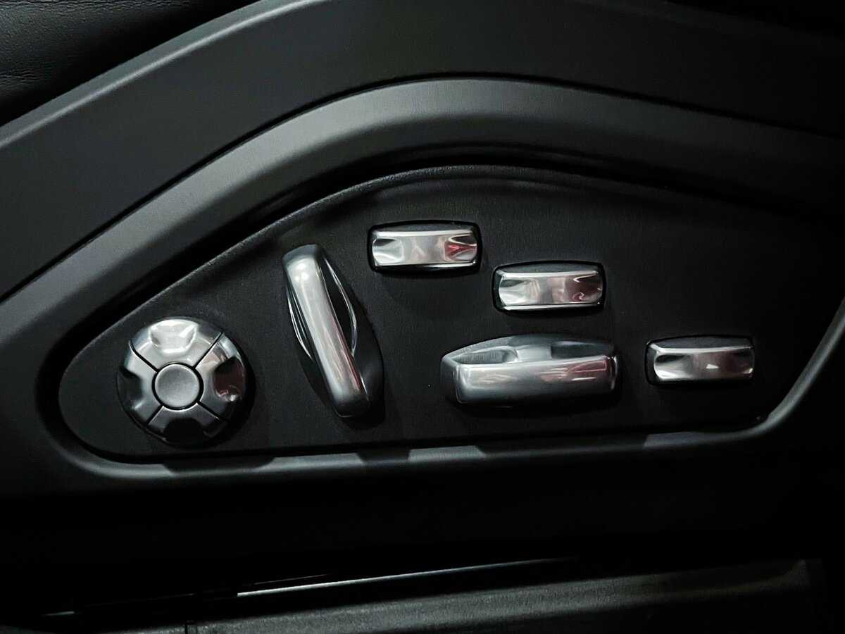 Купить Porsche Panamera с пробегом. Фото: #17