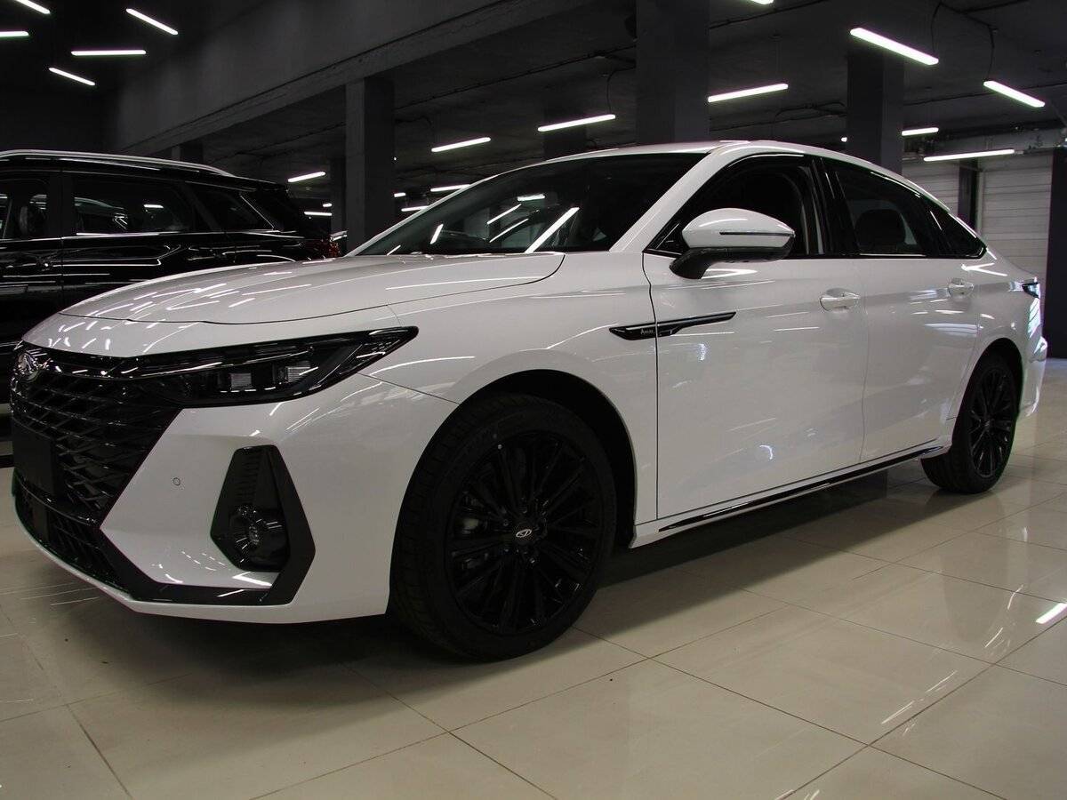 Купить Chery Arrizo 8 с пробегом. Посмотреть фото