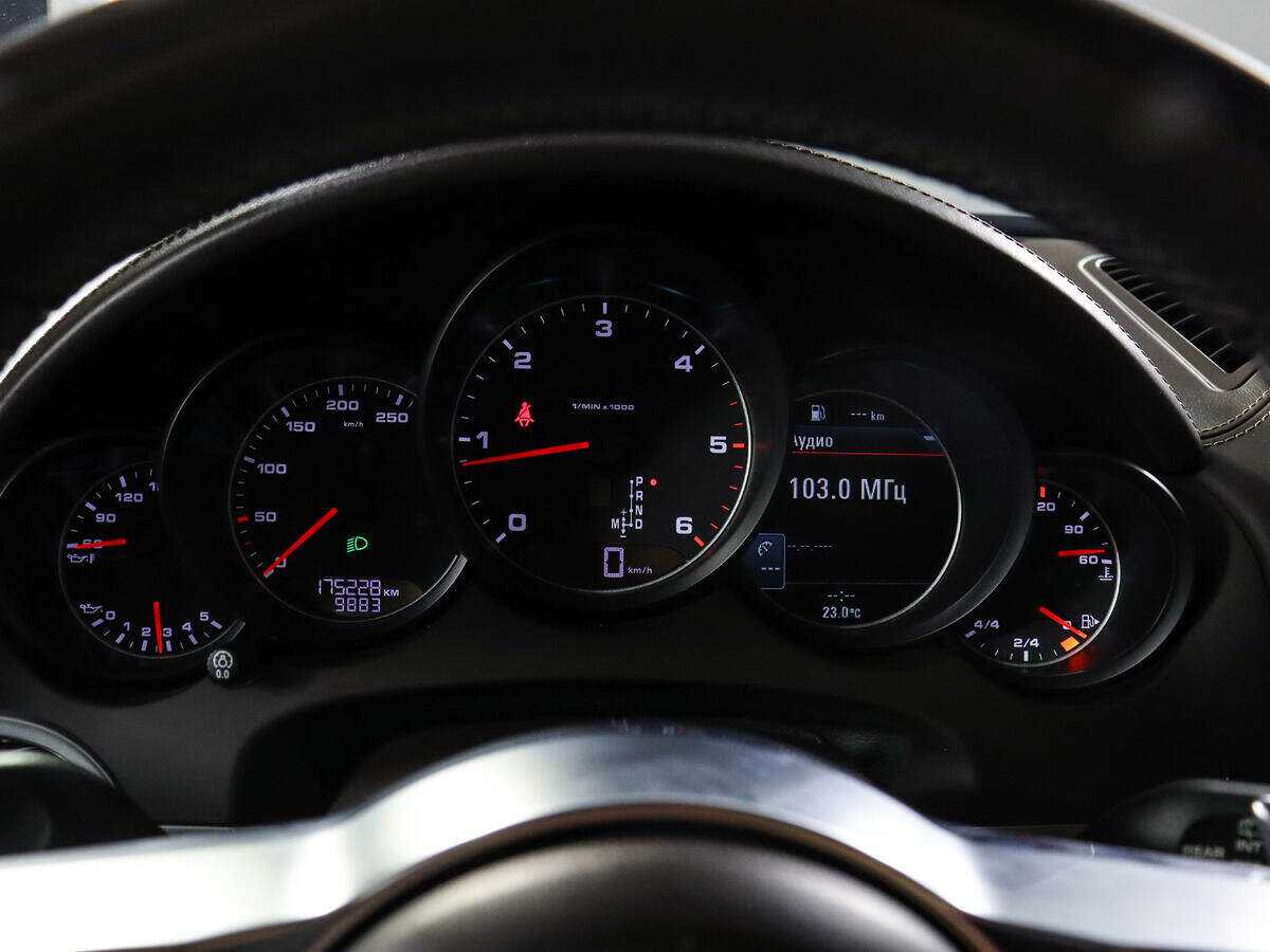 Купить Porsche Cayenne с пробегом. Фото: #8