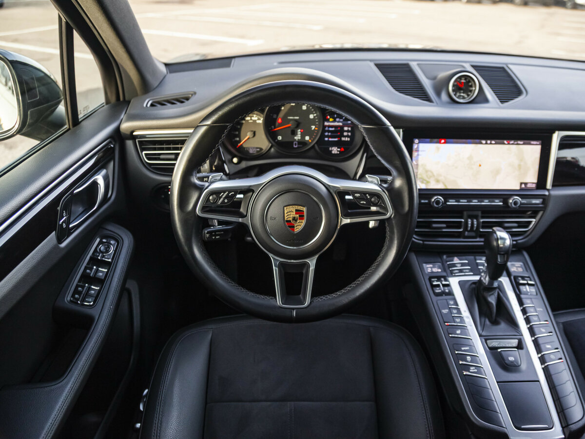 Купить Porsche Macan с пробегом. Фото: #11