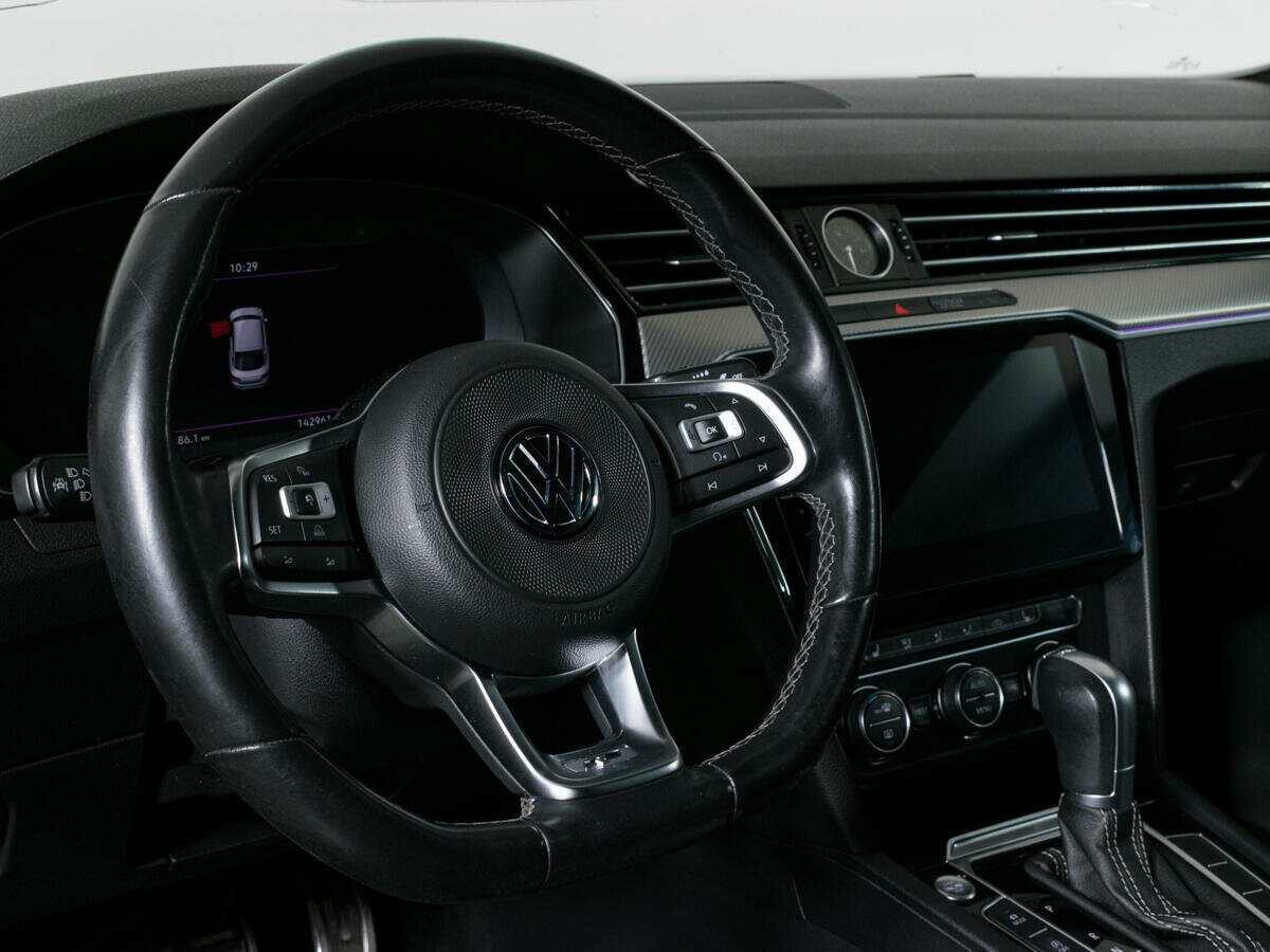 Купить Volkswagen Arteon с пробегом. Фото: #14