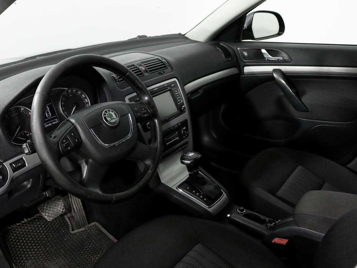 Купить Skoda Octavia с пробегом. Фото: #6