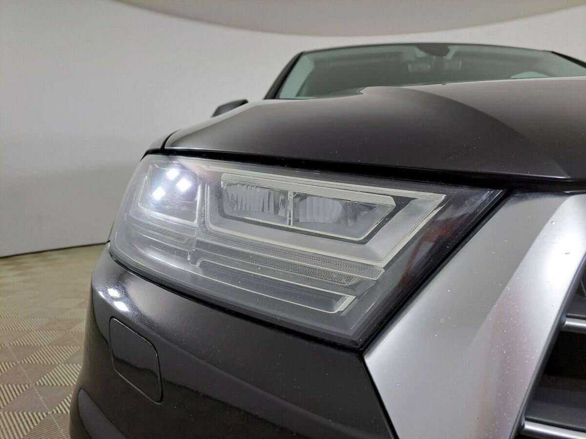 Купить Audi Q7 с пробегом. Фото: #15