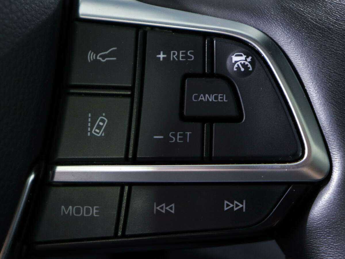 Купить Toyota Highlander с пробегом. Фото: #19