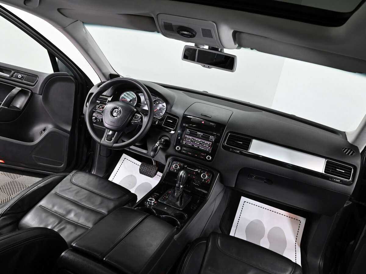 Купить Volkswagen Touareg с пробегом. Фото: #4