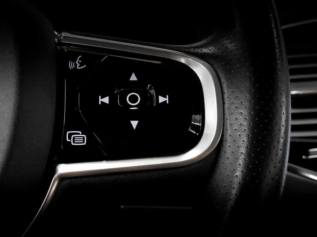 Купить Volvo XC90 с пробегом. Фото: #26