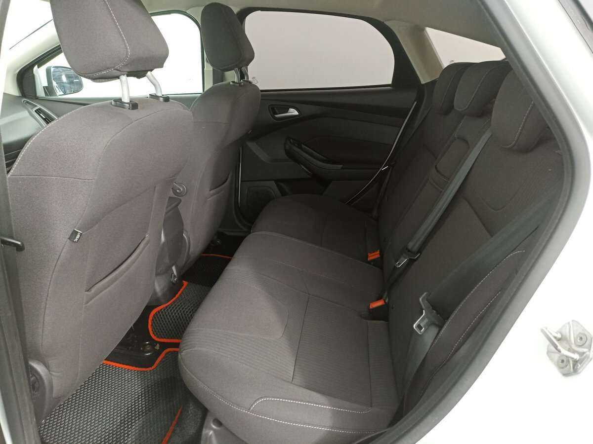 Купить Ford Focus с пробегом. Фото: #11