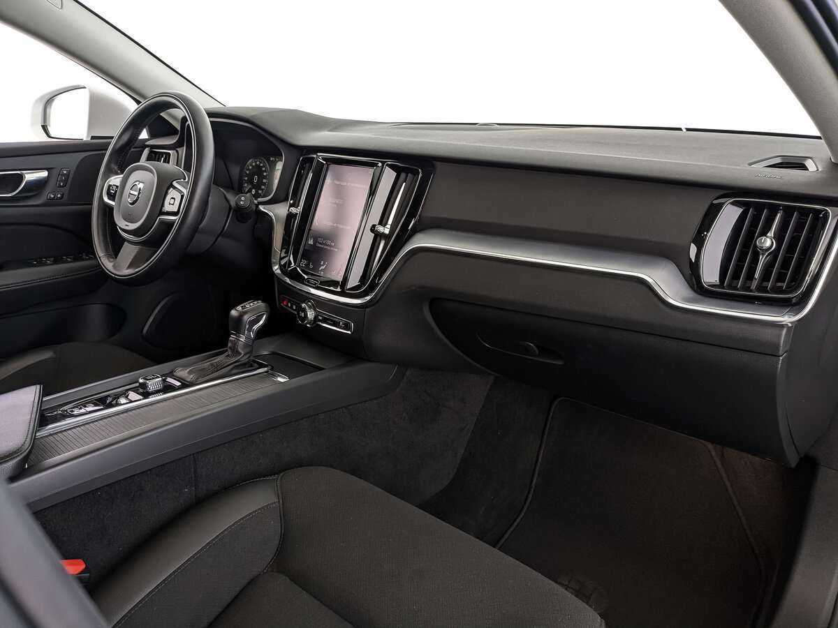 Купить Volvo V60 Cross Country с пробегом. Фото: #7