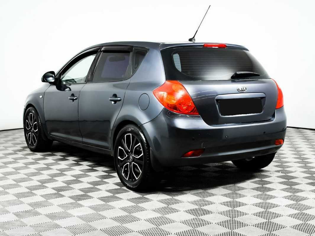 Купить Kia Ceed с пробегом. Фото: #6