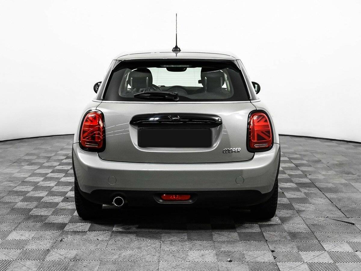 Купить Mini Hatch с пробегом. Фото: #5