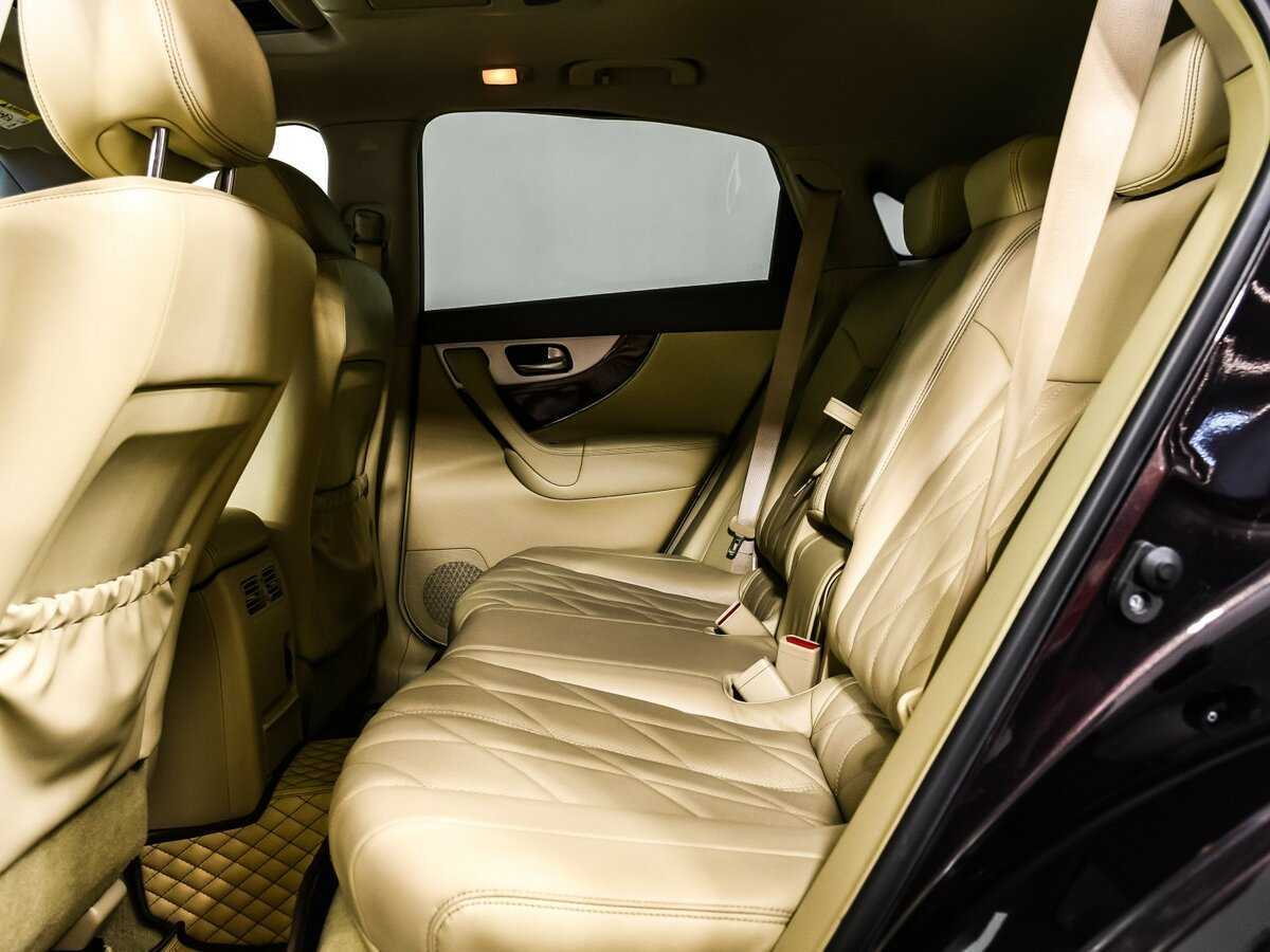 Купить Infiniti QX70 с пробегом. Фото: #12