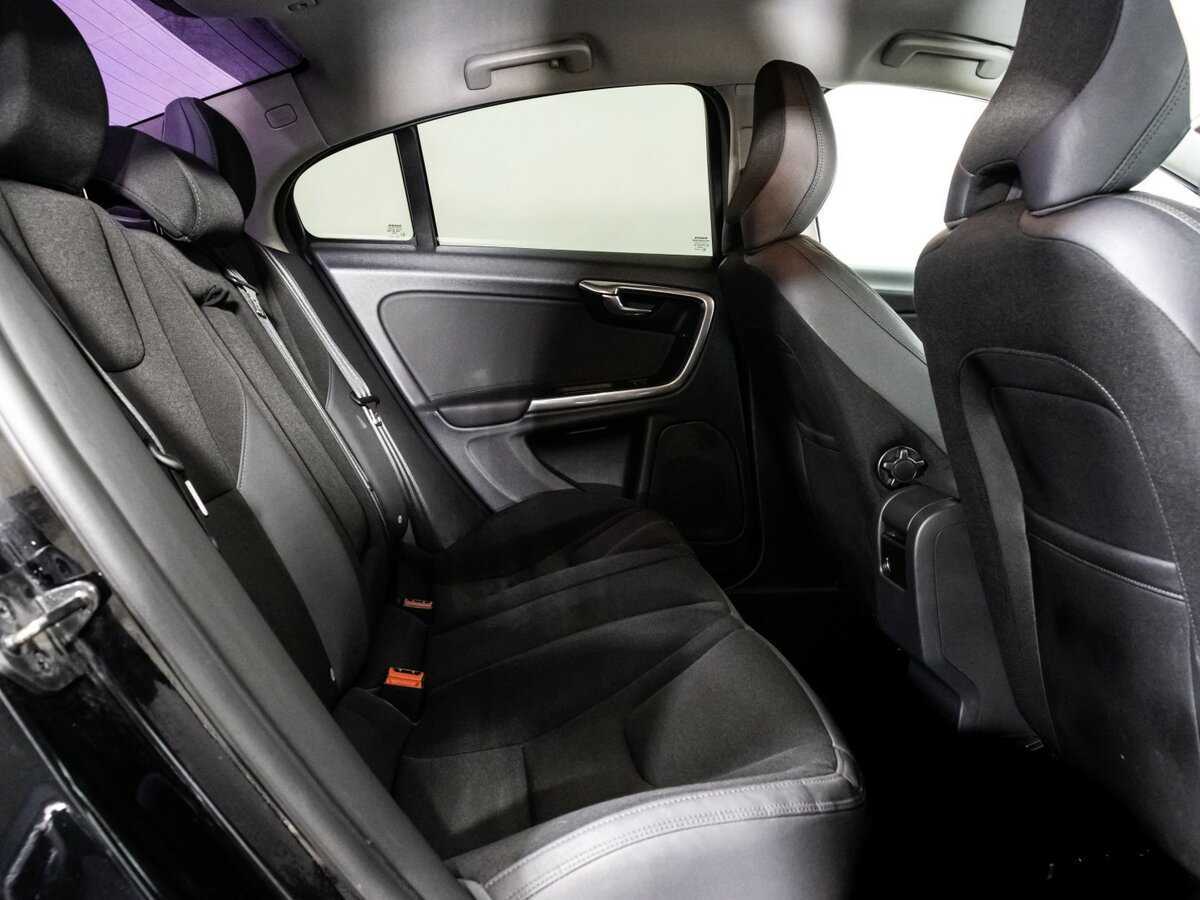 Купить Volvo S60 с пробегом. Фото: #13