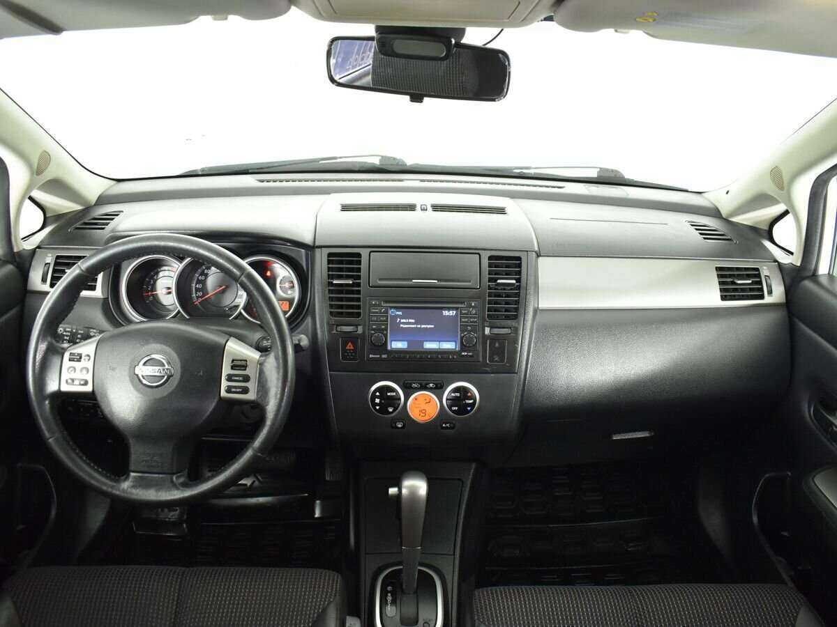 Купить Nissan Tiida с пробегом. Фото: #8