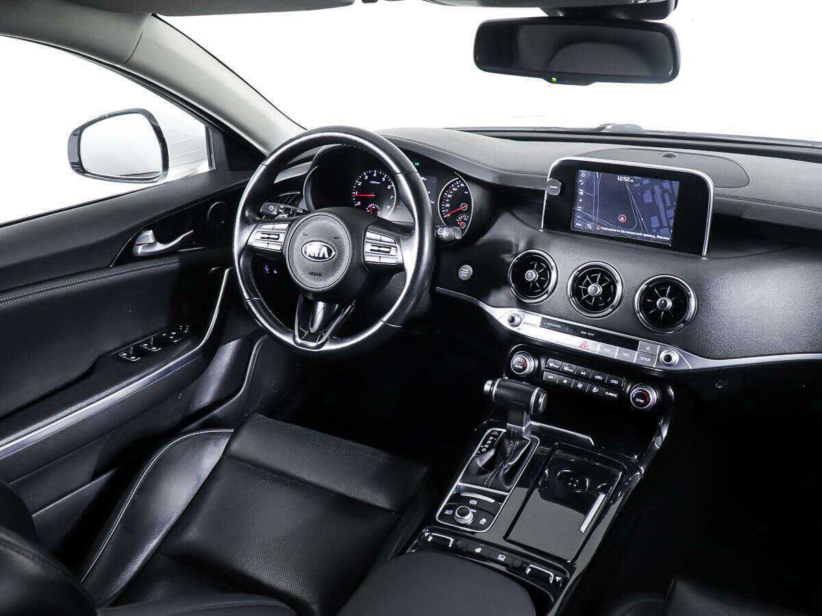 Купить Kia Stinger с пробегом. Фото: #14