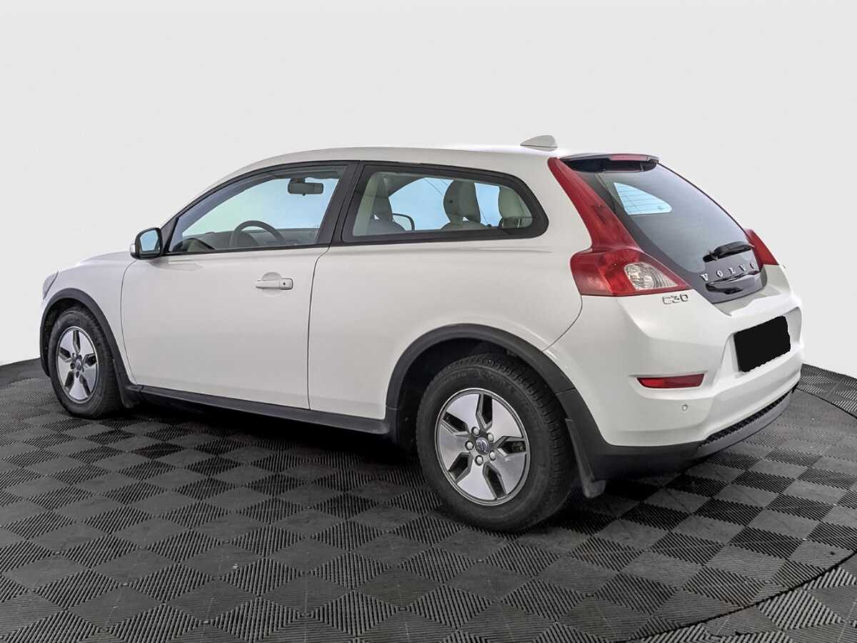 Купить Volvo C30 с пробегом. Фото: #6