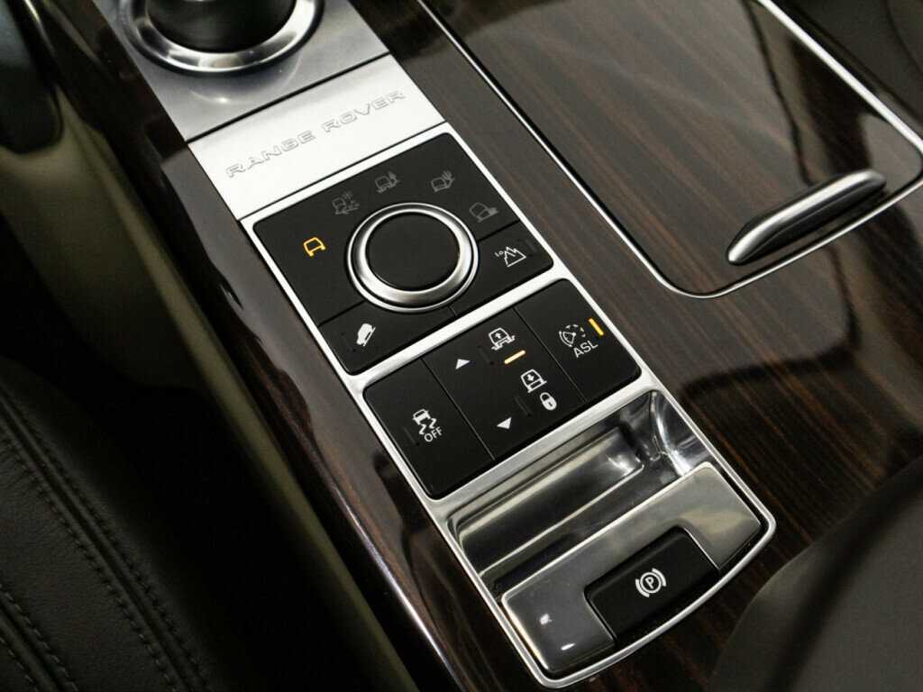 Купить Land Rover Range Rover с пробегом. Фото: #20