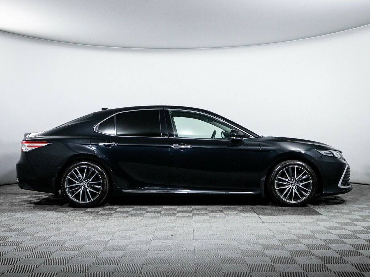 Купить Toyota Camry с пробегом. Фото: #3
