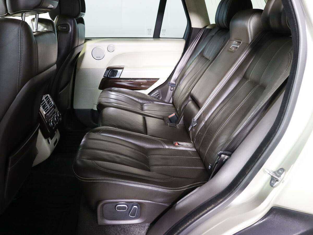 Купить Land Rover Range Rover с пробегом. Фото: #9