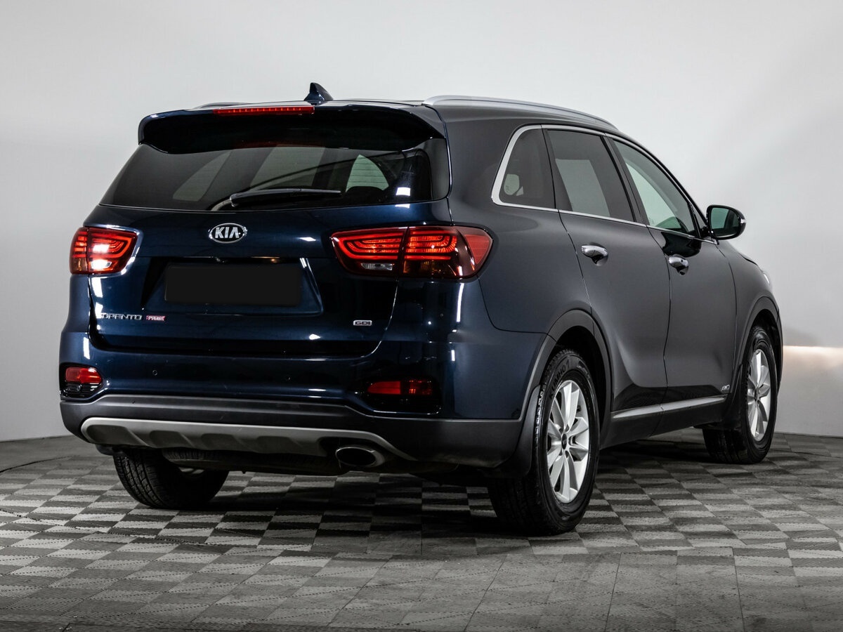 Купить Kia Sorento с пробегом. Фото: #3