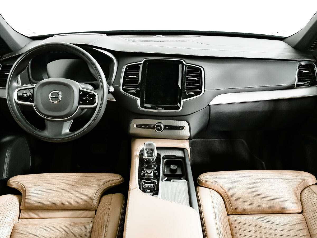 Купить Volvo XC90 с пробегом. Фото: #10
