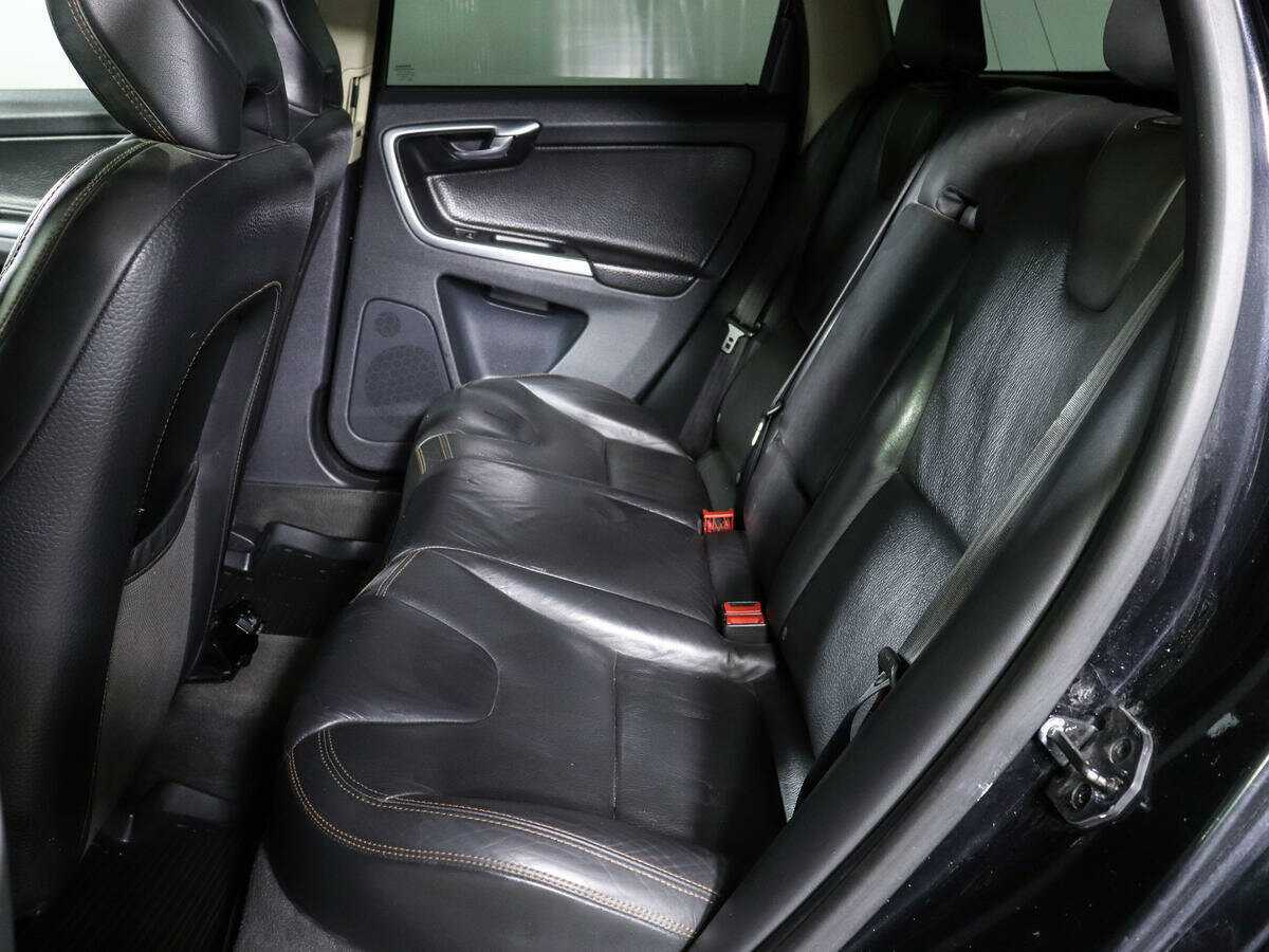 Купить Volvo XC60 с пробегом. Фото: #9