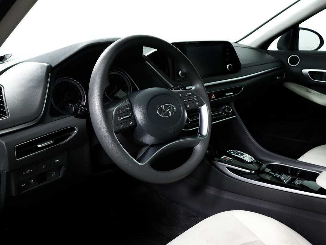 Купить Hyundai Sonata с пробегом. Фото: #12