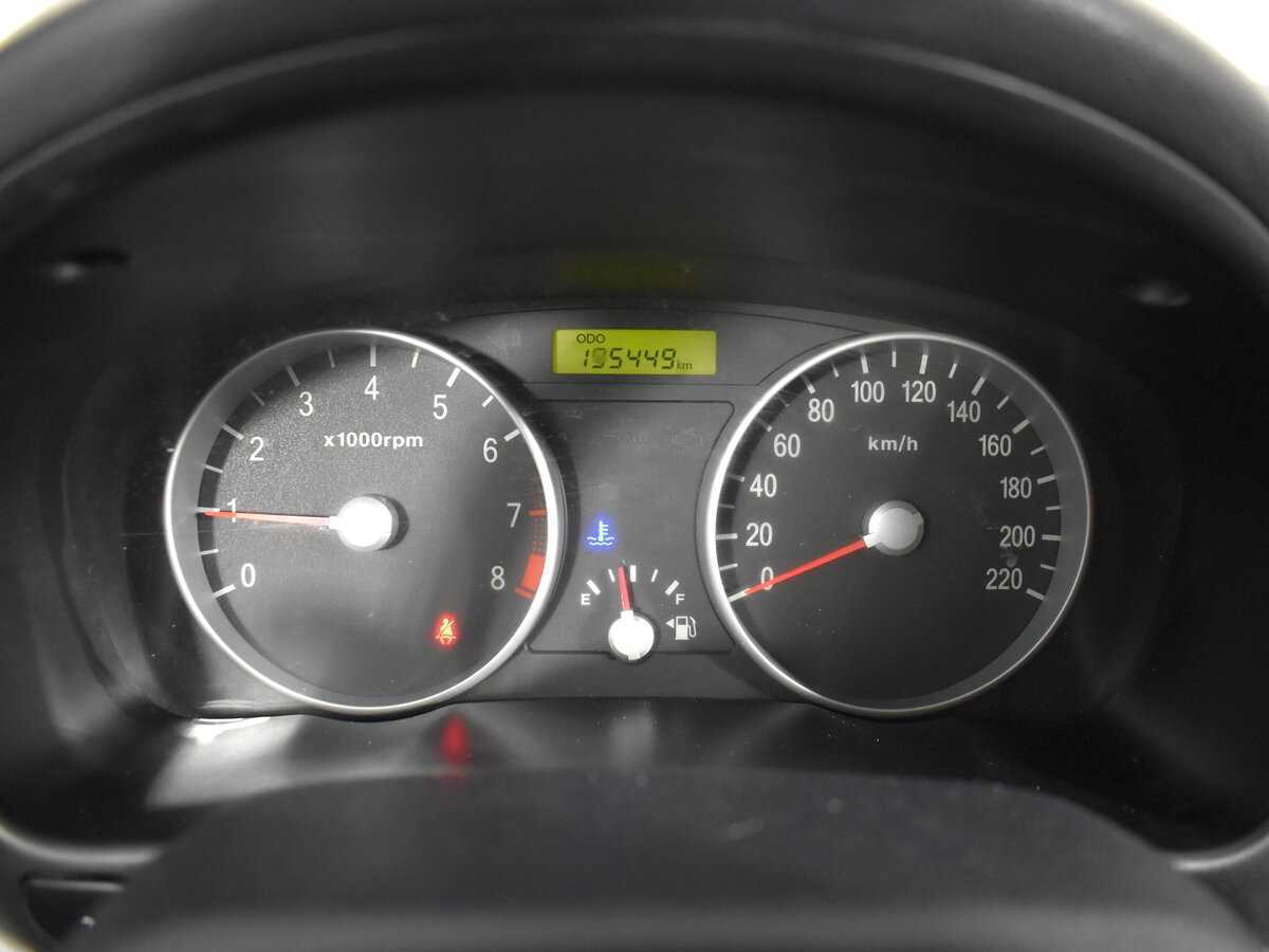 Купить Hyundai Verna с пробегом. Фото: #9
