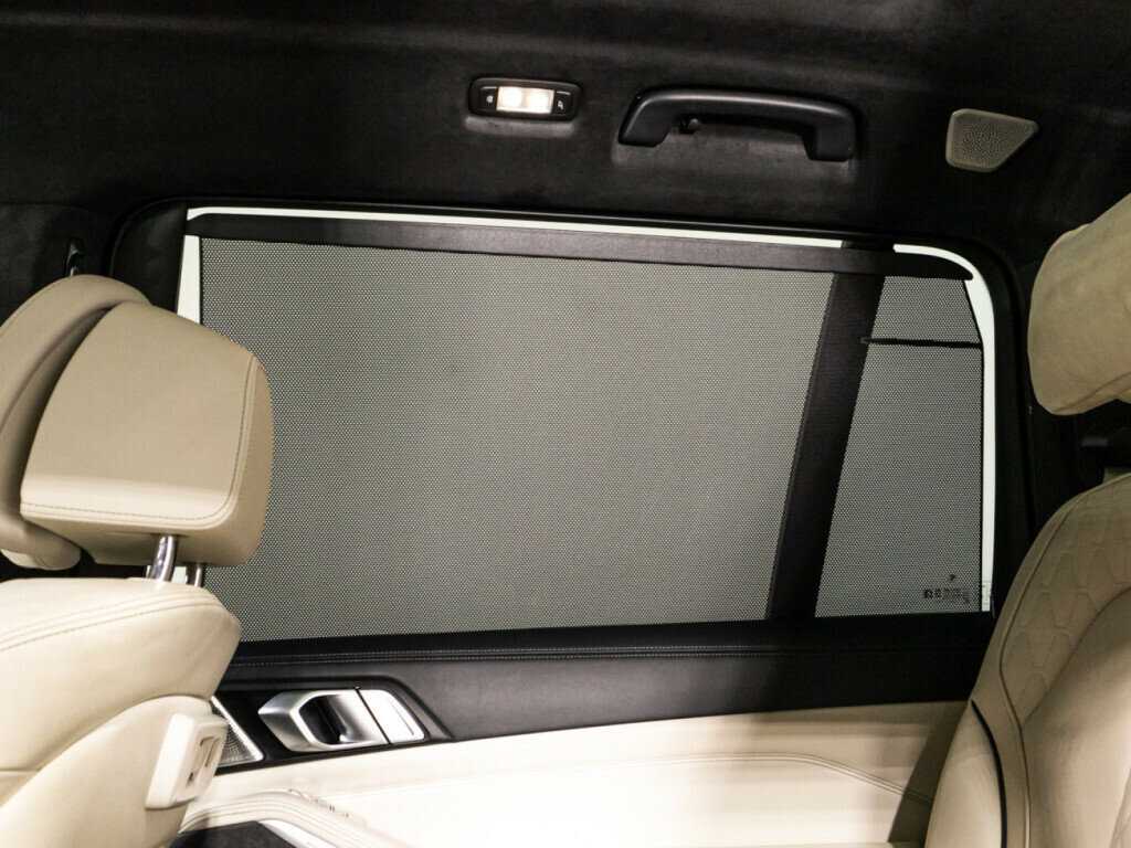 Купить BMW X7 с пробегом. Фото: #28