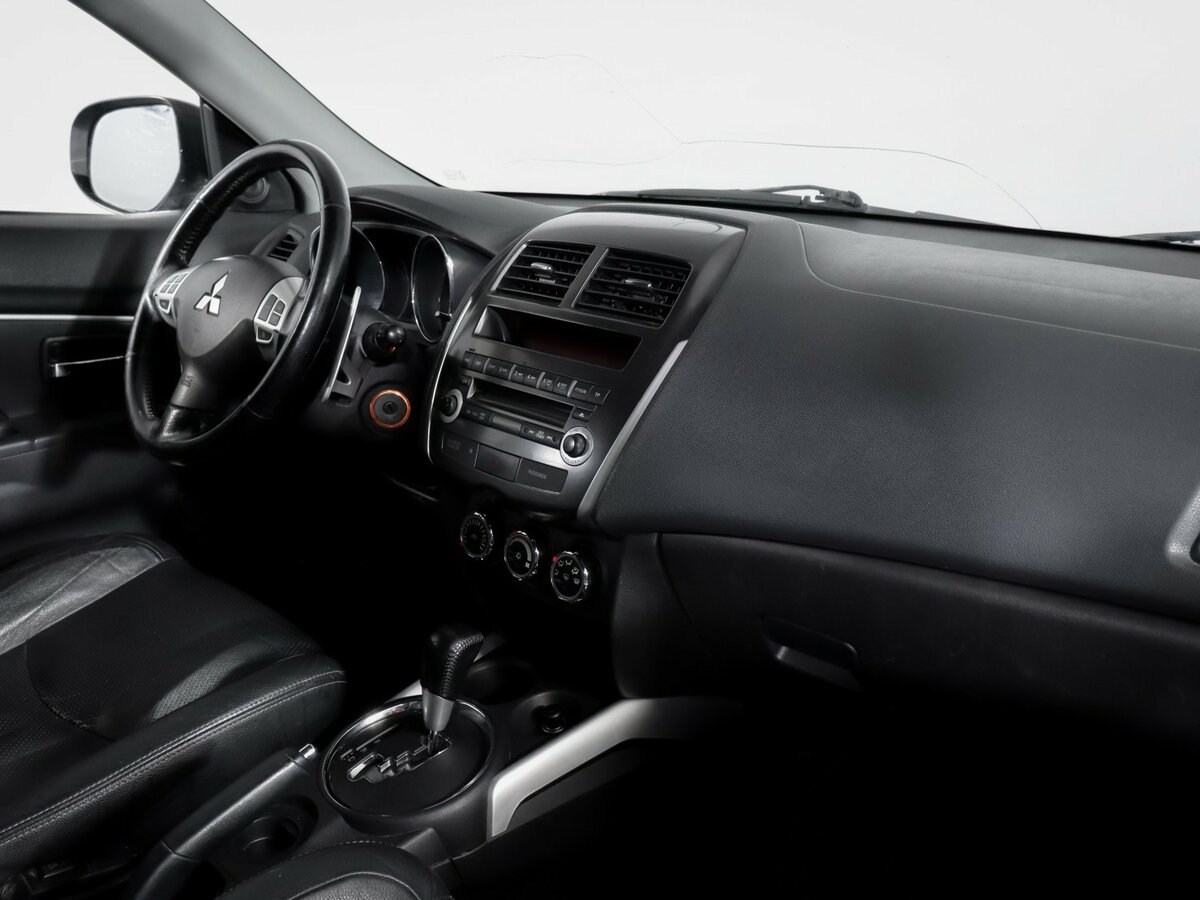 Купить Mitsubishi ASX с пробегом. Фото: #6