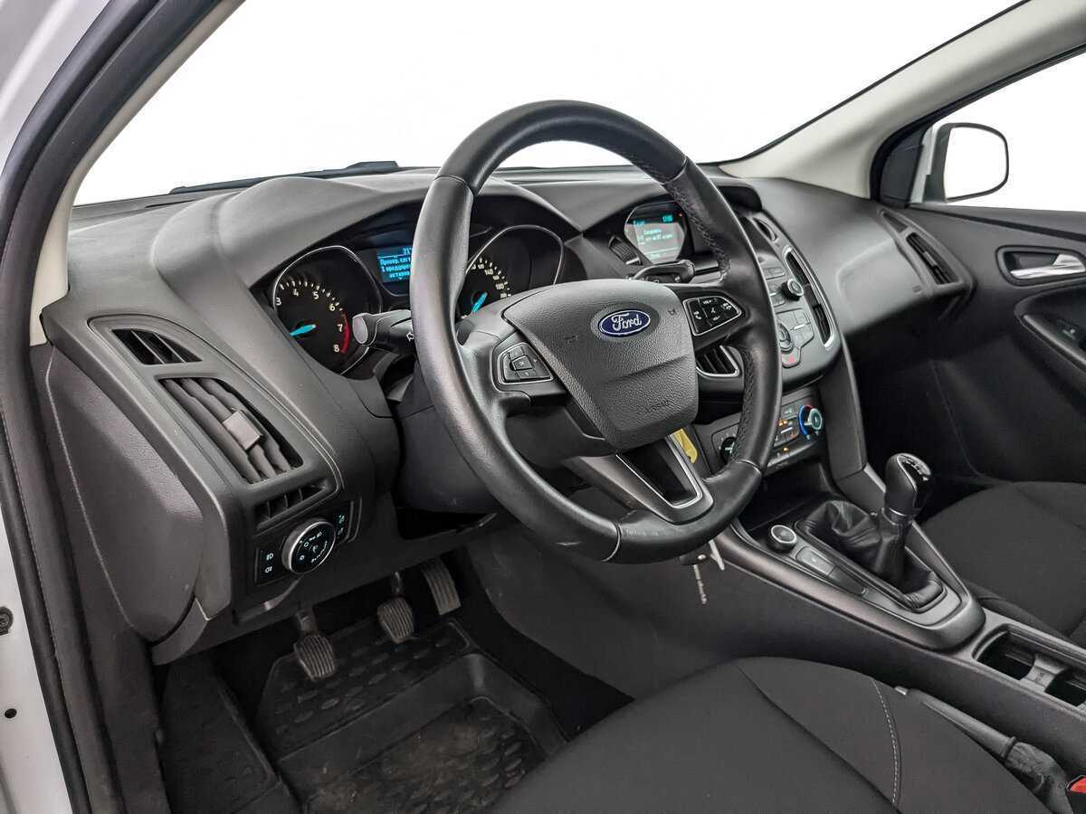 Купить Ford Focus с пробегом. Фото: #13