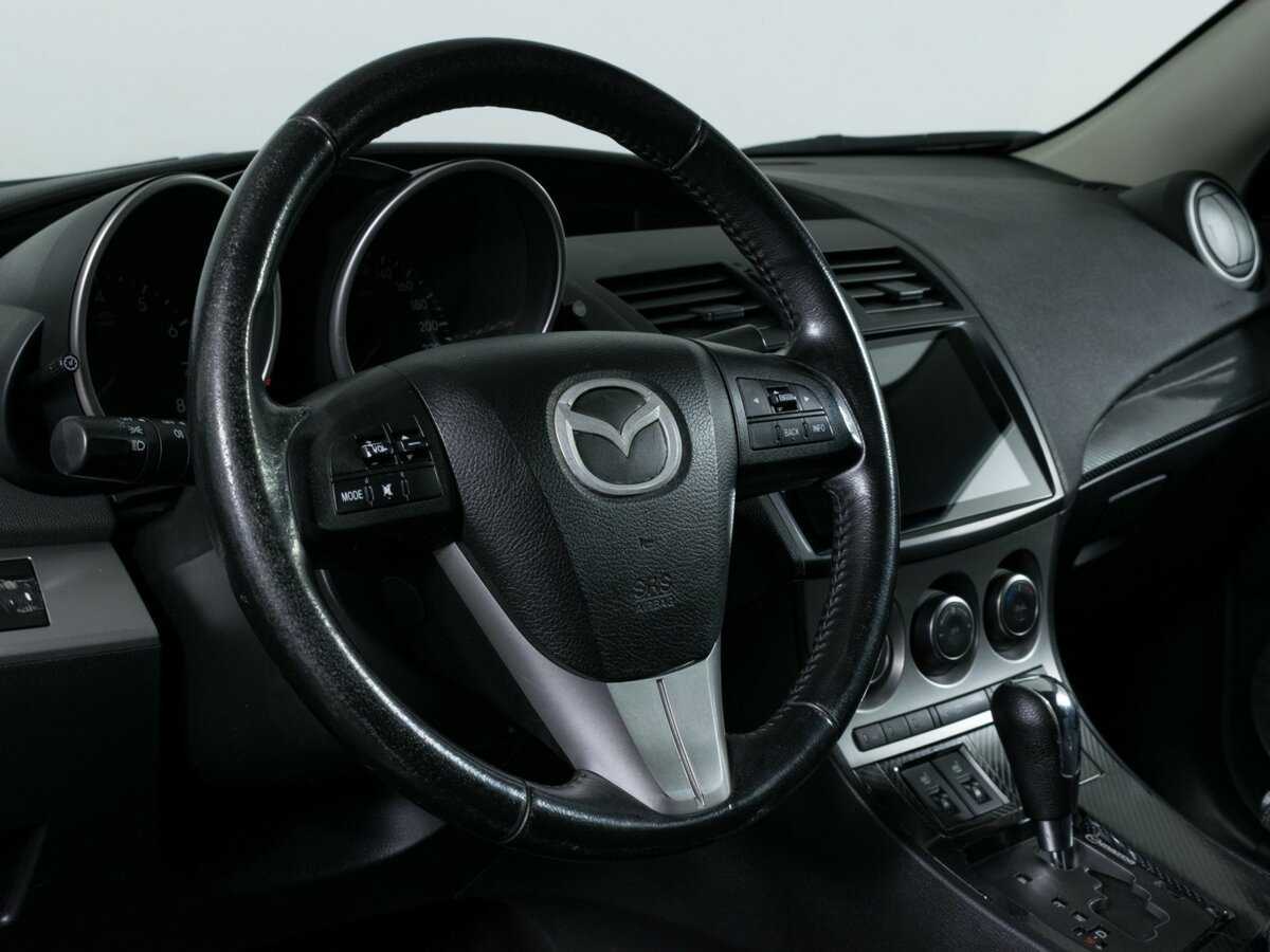Купить Mazda 3 с пробегом. Фото: #11