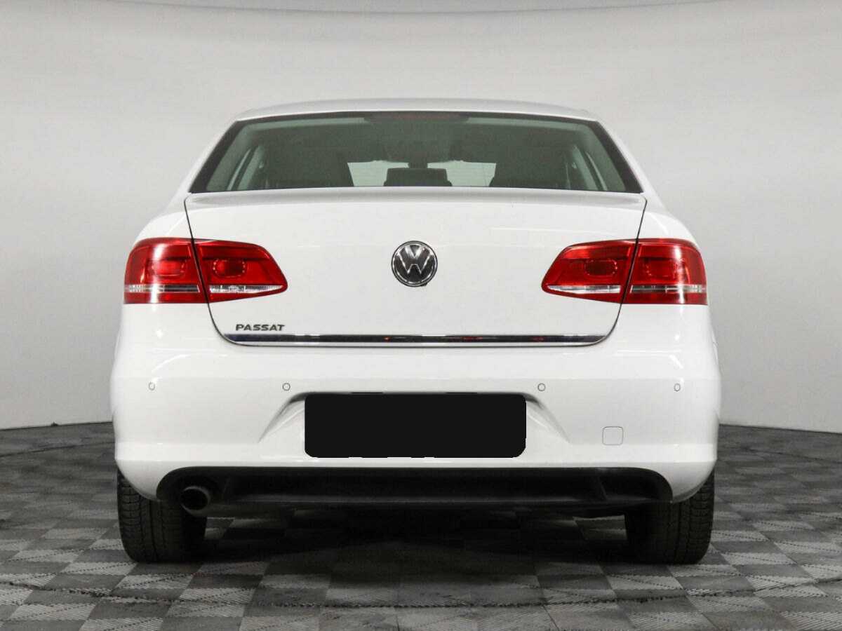 Купить Volkswagen Passat с пробегом. Фото: #5