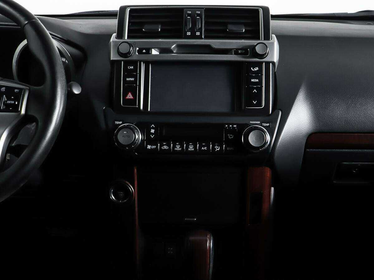 Купить Toyota Land Cruiser Prado с пробегом. Фото: #11