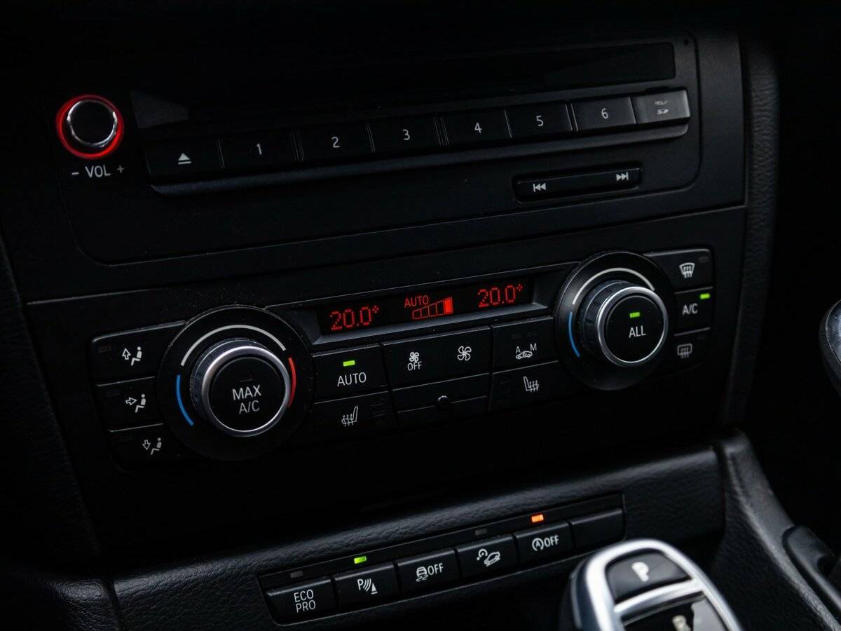 Купить BMW X1 с пробегом. Фото: #17