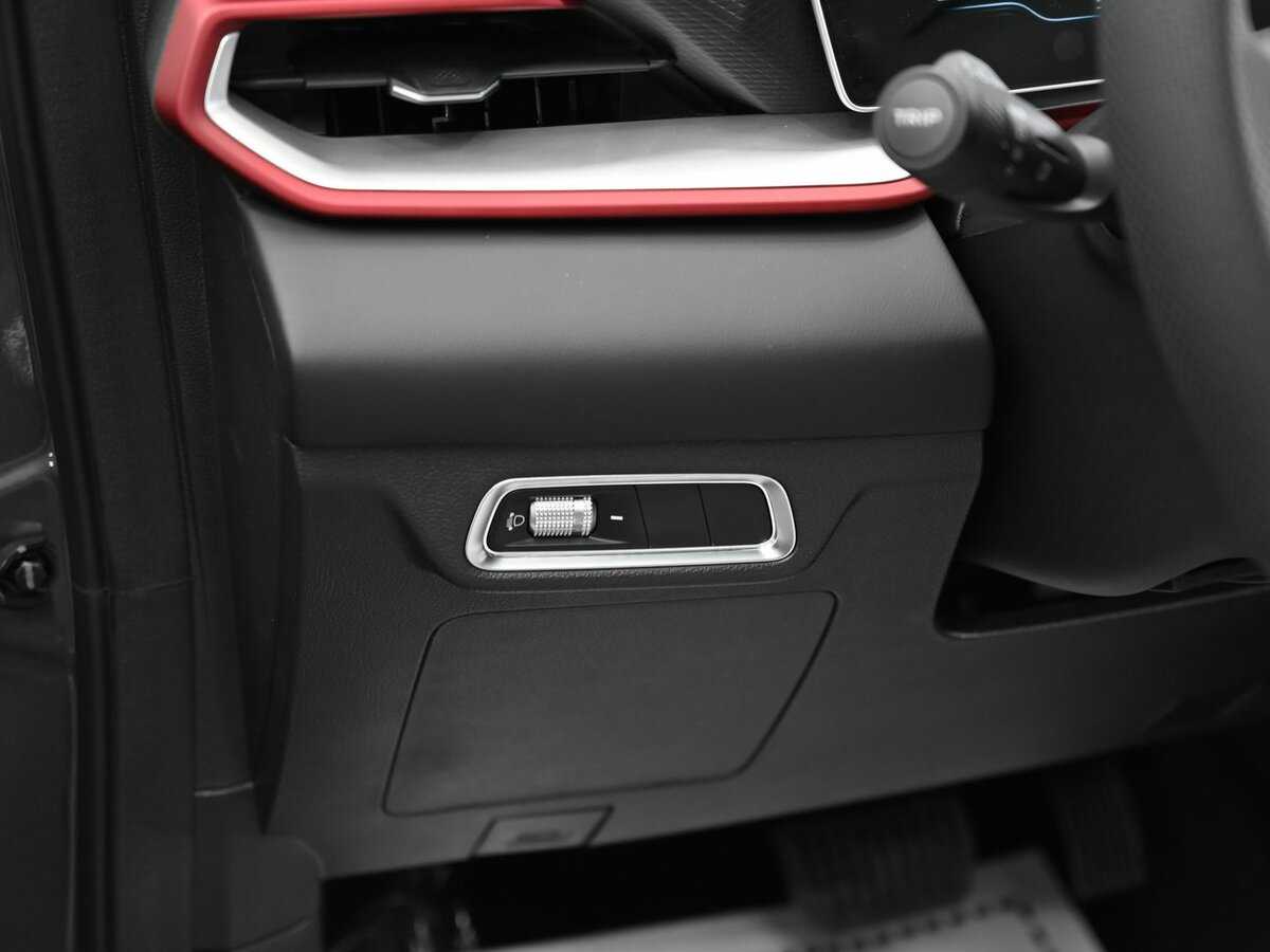 Купить Geely Coolray с пробегом. Фото: #12