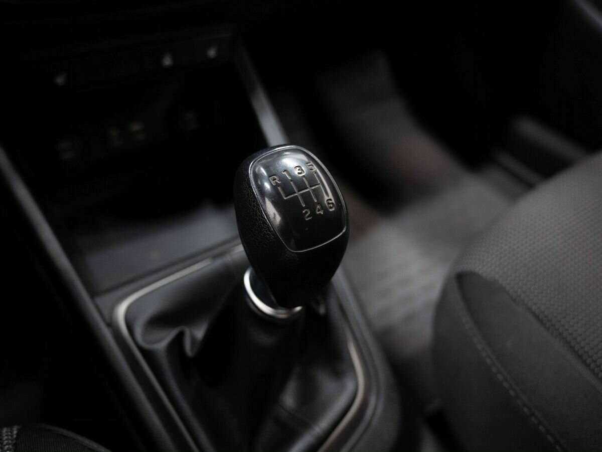 Купить Hyundai Solaris с пробегом. Фото: #22
