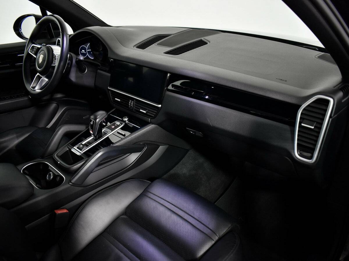 Купить Porsche Cayenne с пробегом. Фото: #11
