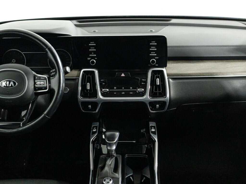 Купить Kia Sorento с пробегом. Фото: #14