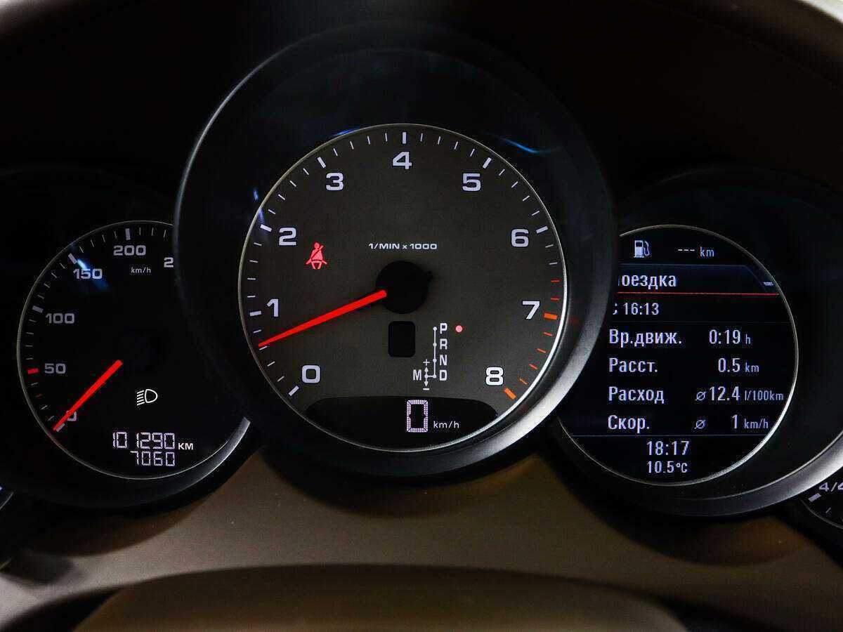 Купить Porsche Cayenne с пробегом. Фото: #10