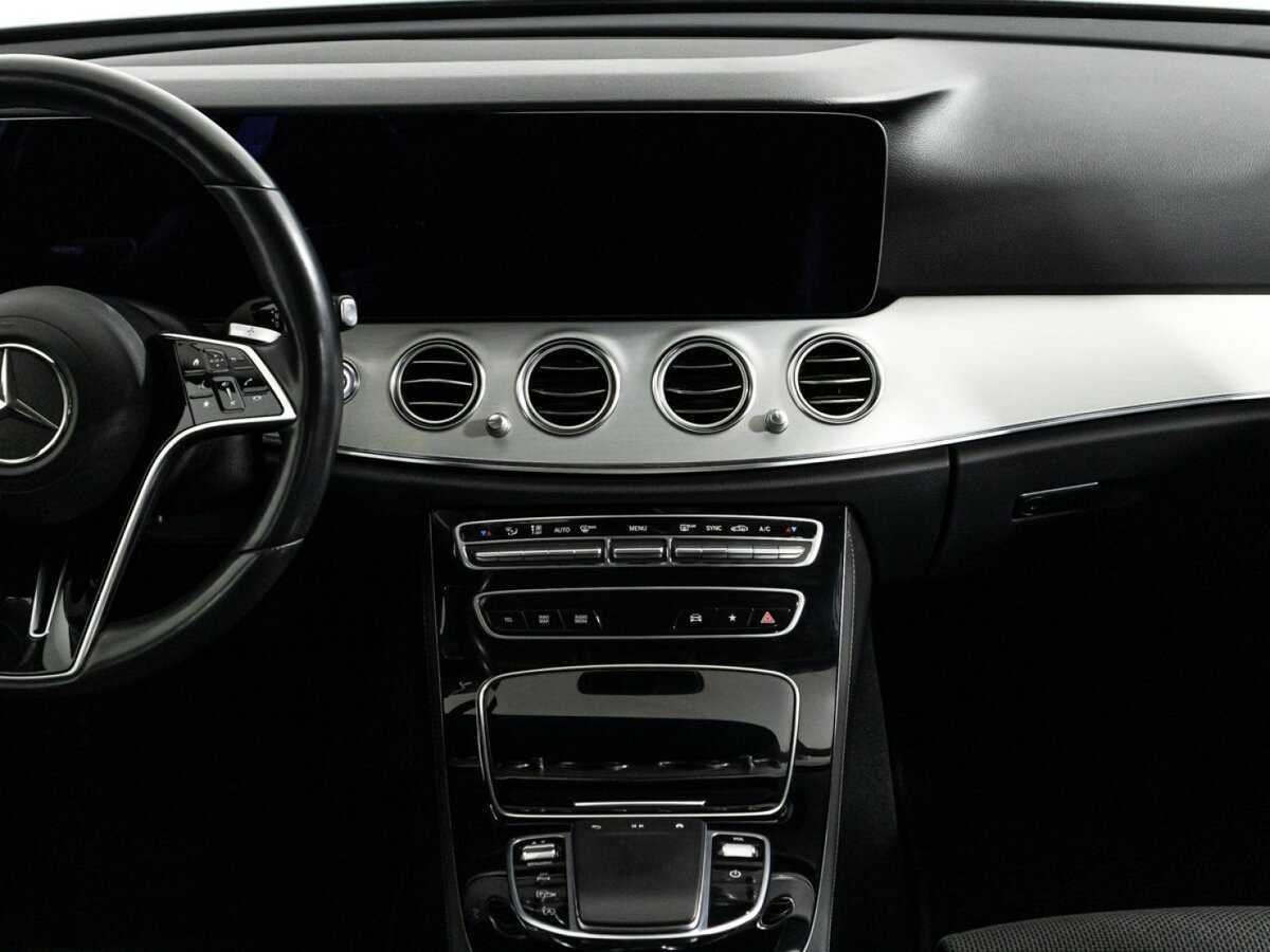 Купить Mercedes-Benz E-Класс с пробегом. Фото: #13