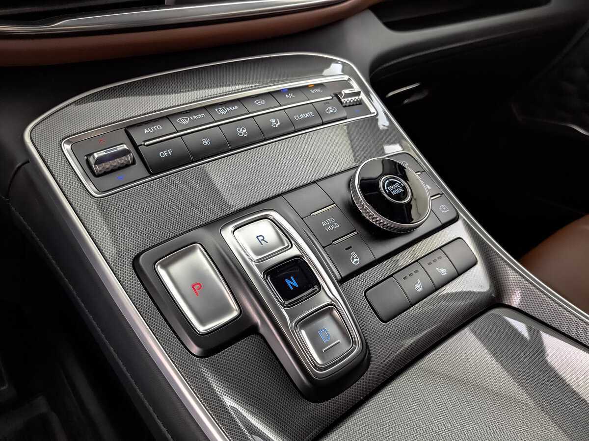 Купить Hyundai Santa Fe с пробегом. Фото: #16