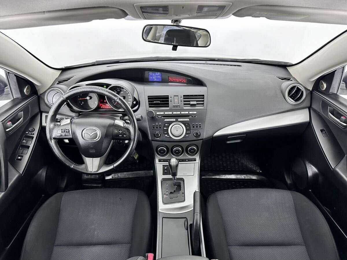 Купить Mazda 3 с пробегом. Фото: #10