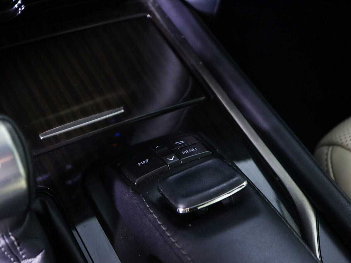 Купить Lexus LX с пробегом. Фото: #23