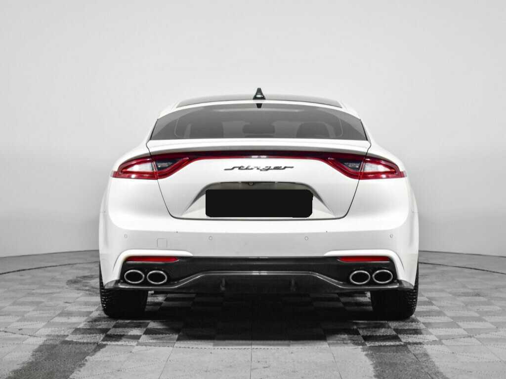 Купить Kia Stinger с пробегом. Фото: #4